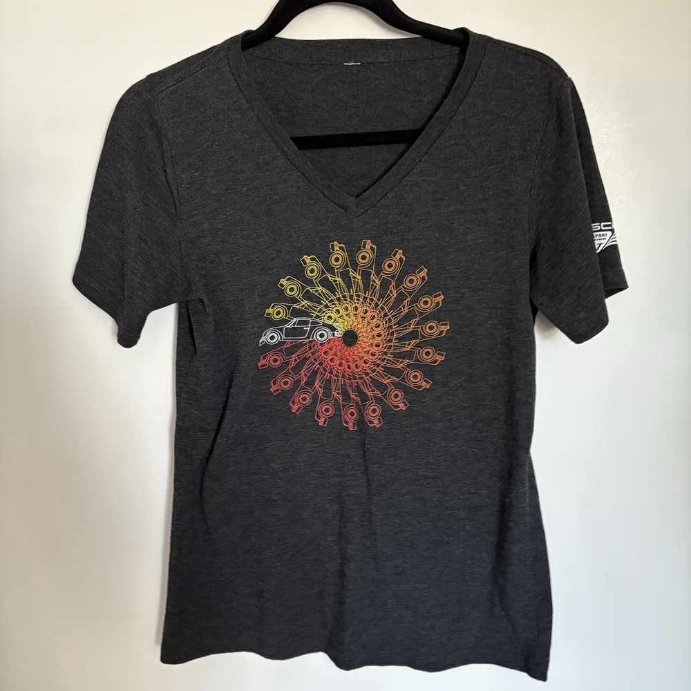 Porsche Rennsport Reunion V (2015) Graphic Colorful T Shirt Women's Medium